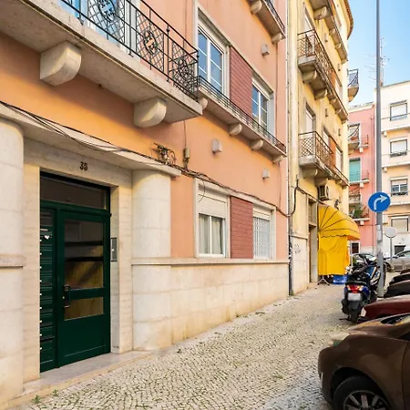 Whome Hideaway Family #1d